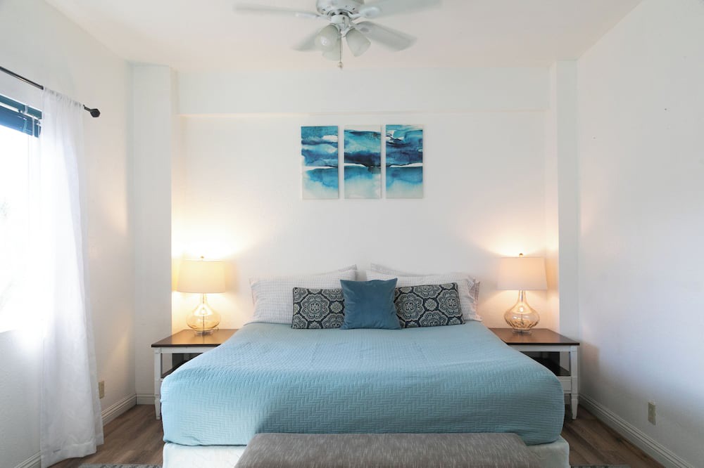 Mokuleia House | North Shore Bungalow