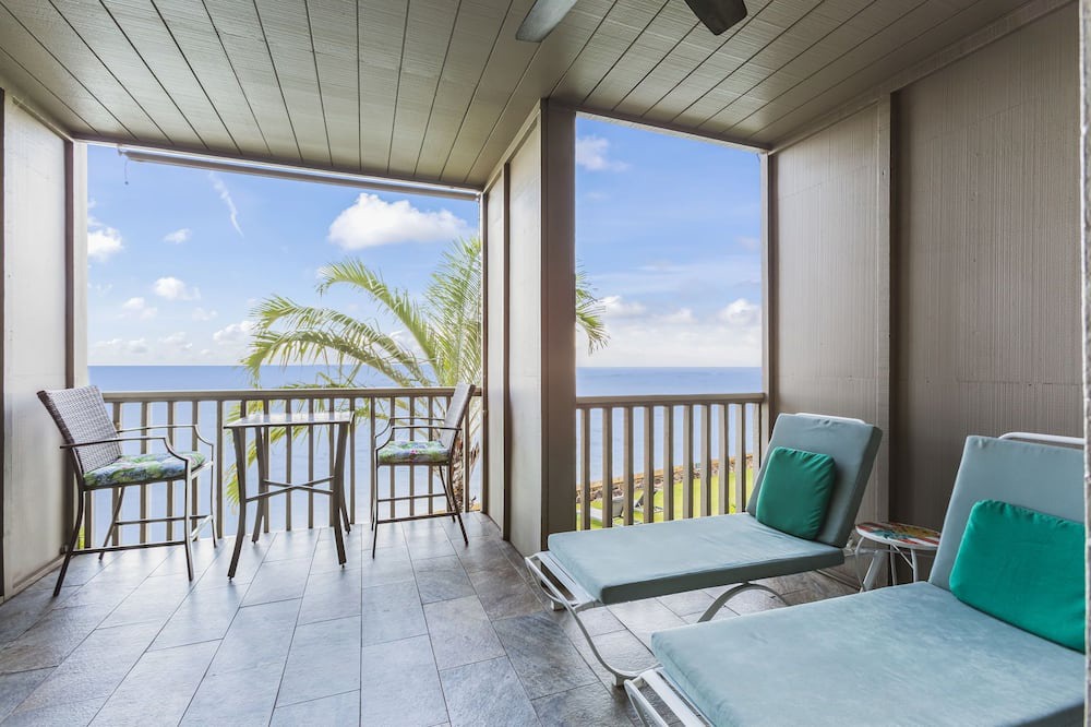 Kahana Apartment | Direct Oceanfront Maui Studio,Romantic,Breathtaking View from Huge Private Lanai