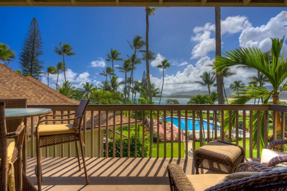 Wailua Condo | Private Oceanfront Penthouse Lae Nani 231, New split A/C, Parking, AMAZING VIEW!