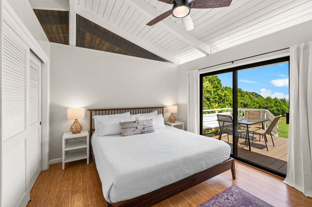 Pauwela Bed & Breakfast | Kalani