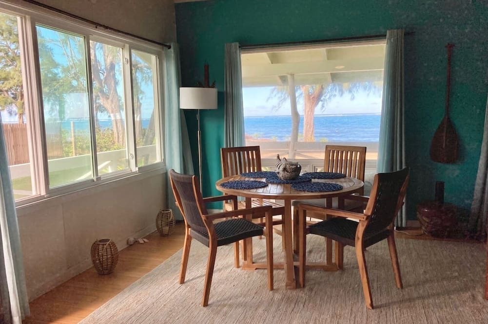 Punaluu House | Hawaiian Beachfront House