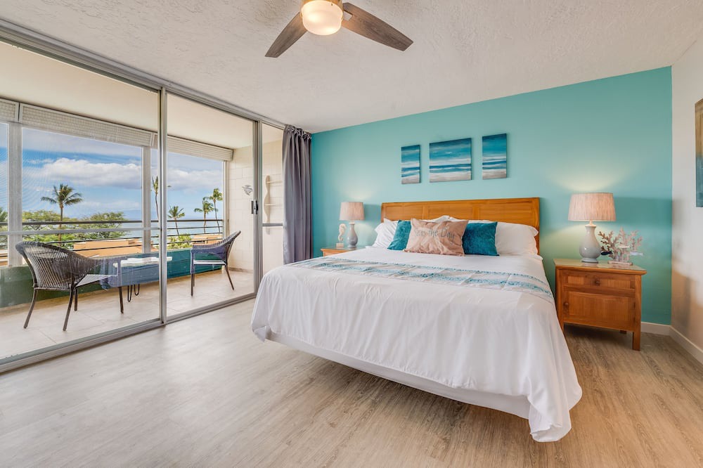 Kihei Condo | June Special Rate! Beach Chic, Huge Ocean Views, Walk to Beach & Shops