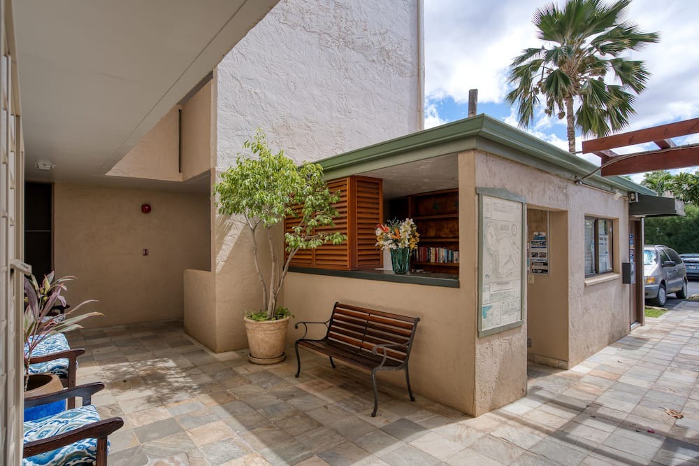 Kihei Condo | Leinaala Oceanfront #303 Panoramic Ocean Front View, A/C Great Location, Pool