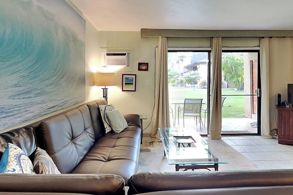 Kihei Condo | Kihei Garden Estates G-102 | Steps to the Beach!