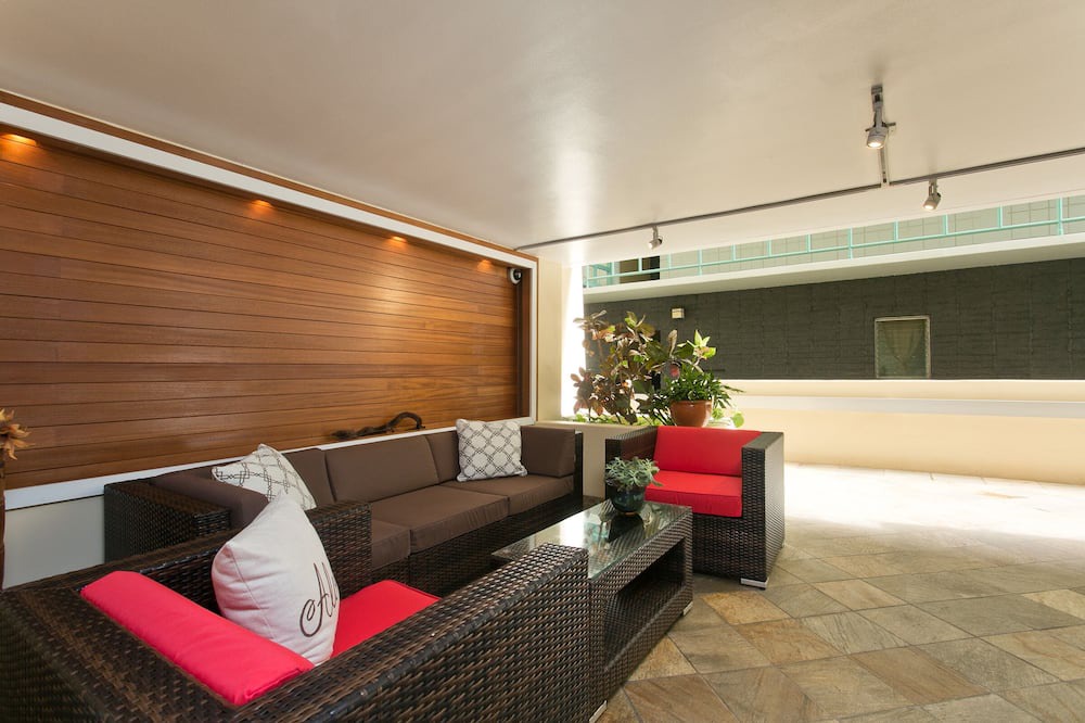 Diamond Head - Kapahulu - St. Louis Apartment | A Gem of a Studio at The Diamond Head Beach Hotel
