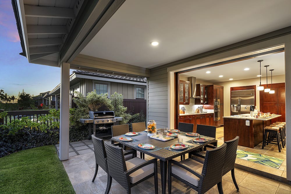 Keauhou House | 🏖️Walk to Pickleball | Private Pool Keauhou Home