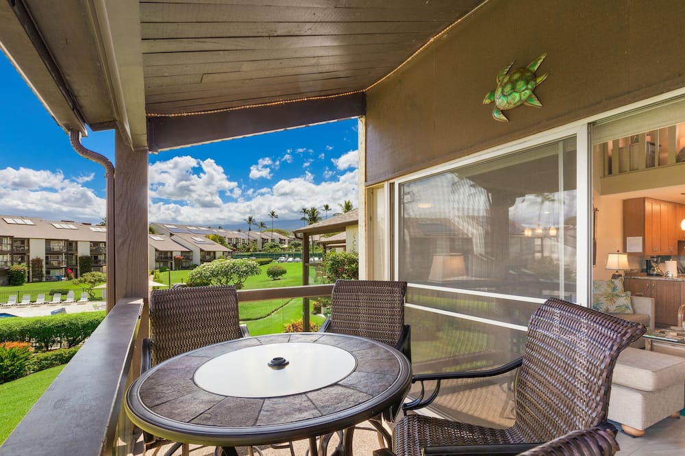 Kihei Condo | Hale Kamaole 276 Second floor condo, easy access to best beach on Maui!