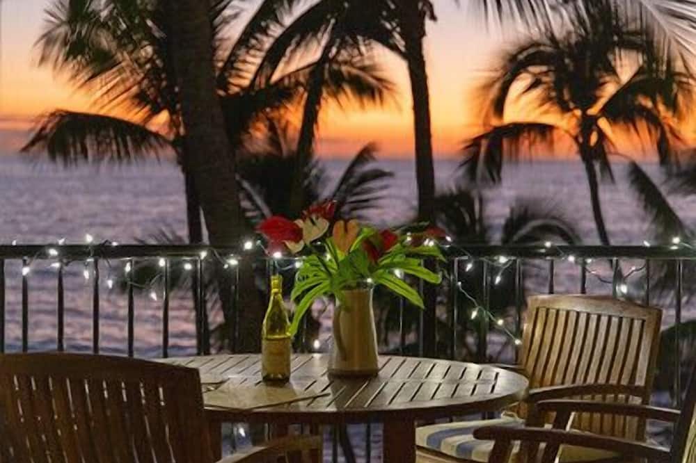 Kailua-Kona Apartment | Kona by the Sea Oceanfront Condo KBTS407