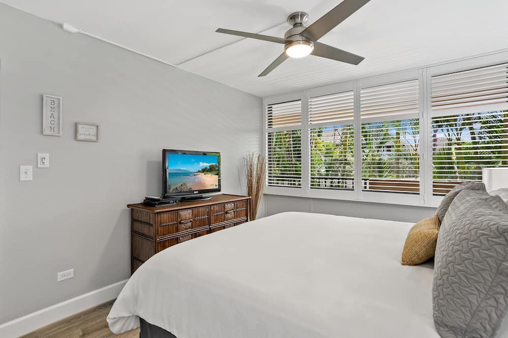 Kihei Condo | Kamaole Sands 4-213 - Beautiful Modern Renovation - Bright & Open - Split AC