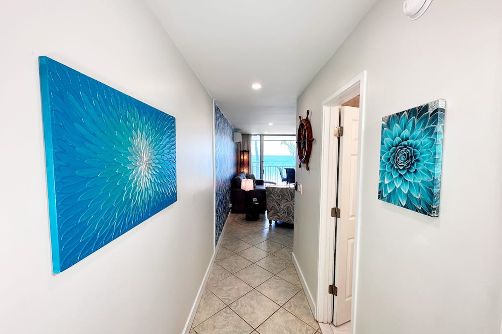 Kihei Condo | Where Waves Welcome You Boutique Oceanfront Condo New AC On Kamaole Beach