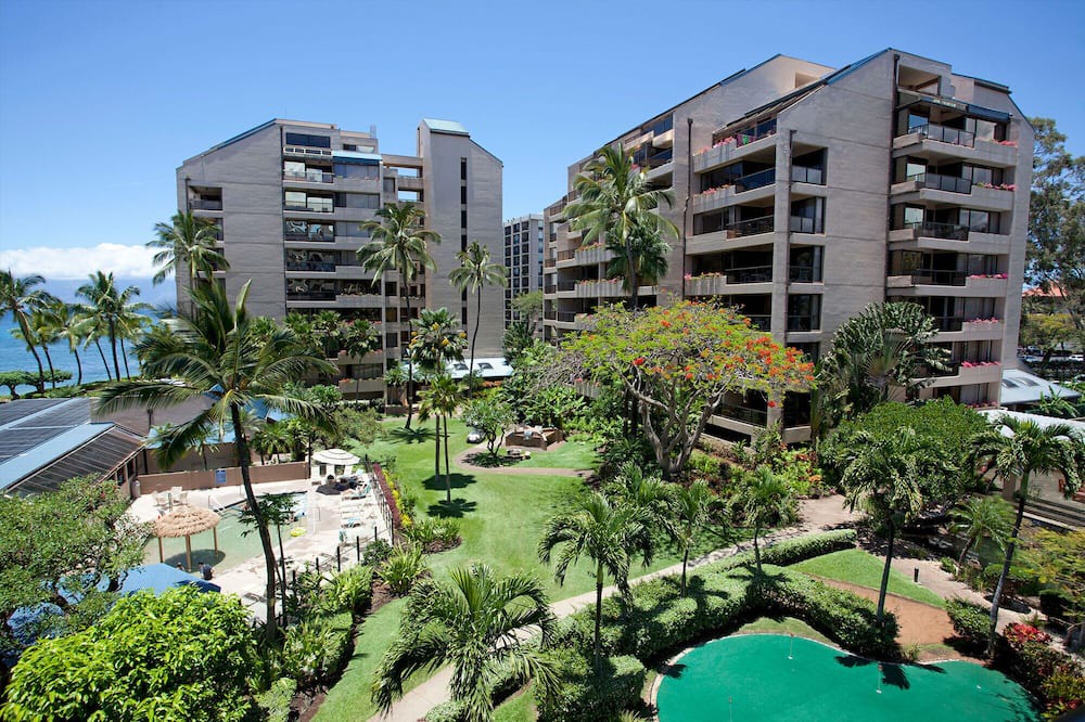 Kahana Resort | Maui 1 Bedroom Sleeps 4
