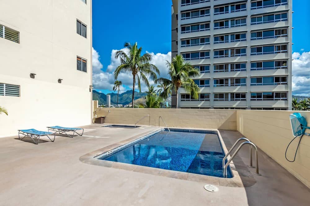 Waikiki Apartment | Simply Beautiful Waikīkī Apartment