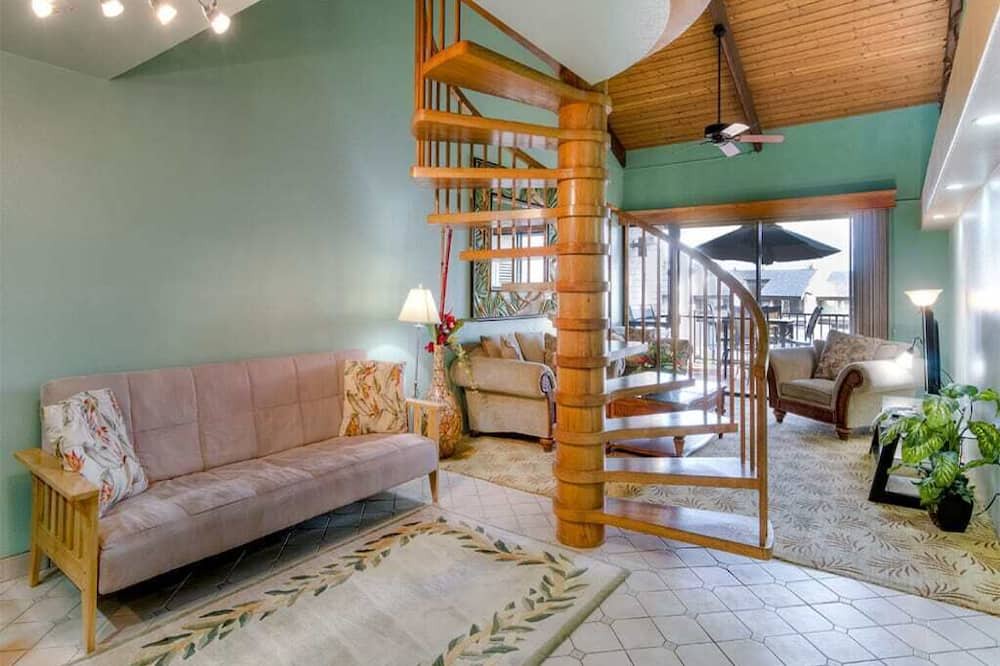Kihei Condo | Ocean Theme+View! Island Decor, Kitchen+Bath Updates, WiFi–Kamaole Sands 9409