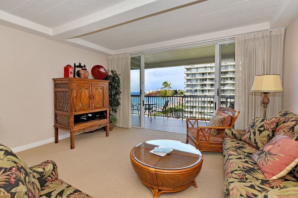 Kaanapali Condo | Whaler on Kaanapali Beach Vacation Rental: 6th Floor; Tower 2; 1/1 Ocean View