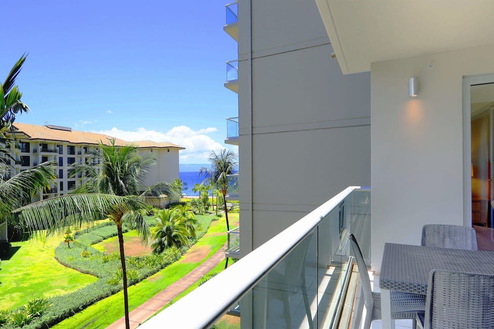 Honokowai Condo | H414 at Honua Kai Resort ~ Light & Bright with Partial Ocean Views