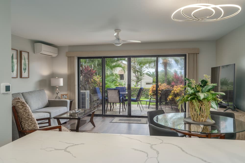 Kihei Condo | BEAUTIFULLY REMODELED-GROUND FLOOR CONVENIENCE-AC-WELL EQUIPPED