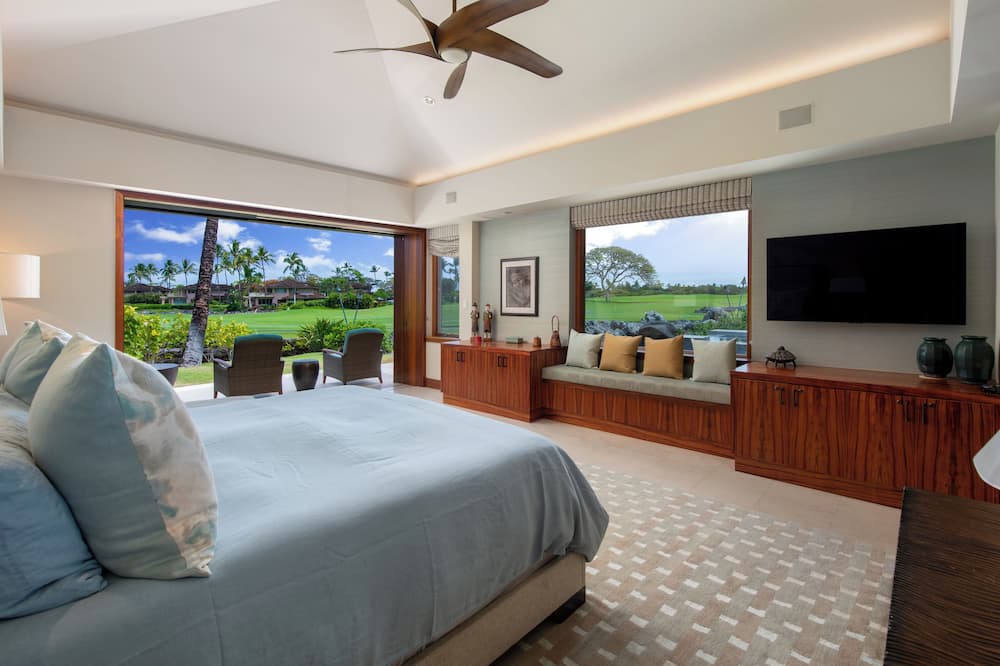 Kaupulehu House | Spectacular Ocean and Golf Course Views ! Luxury Home with Separate Guest House * 2 Golf Carts*