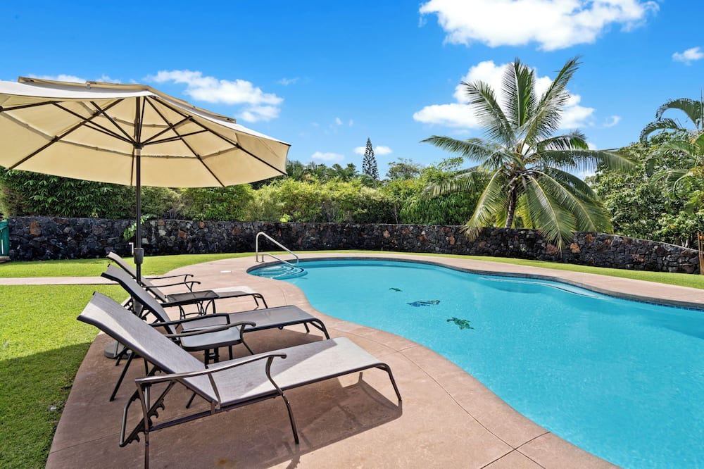 Kailua-Kona House | 🏖️Peaceful and Private | Pool | Ocean Views!