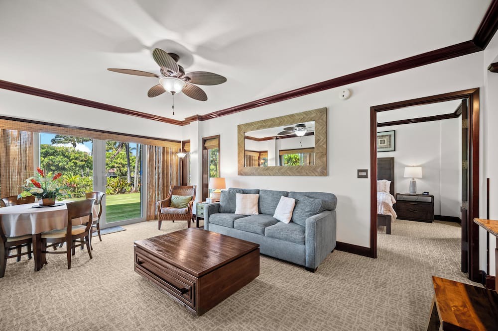 Wailua Condo | Waipouli Beach Resort Exquisite Luxury Garden View Large Yard Perfect for Fam