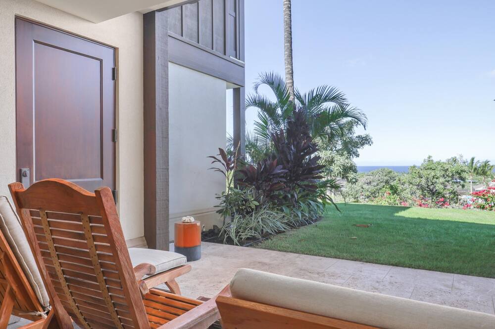 Kaupulehu House | Hualalai Haliipua Villa 104 - Spectacular Sunset Views + Newly Renovated 2023