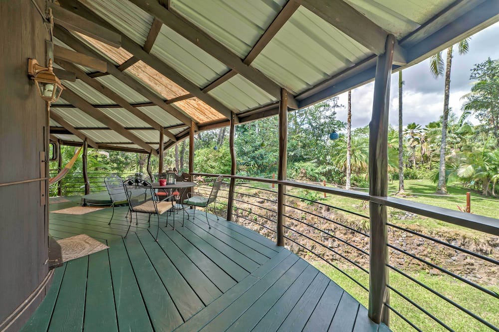 Keaau House | Tropical Cabana w/Deck, Hot Tub & Lush Scenery!