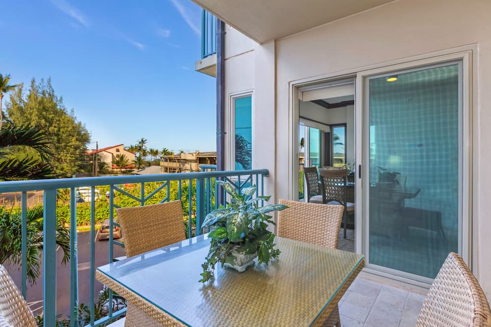 Wailua Condo | Luxurious 2BR Beachfront Waipouli Resort, AC, Wifi, Steps to Beach