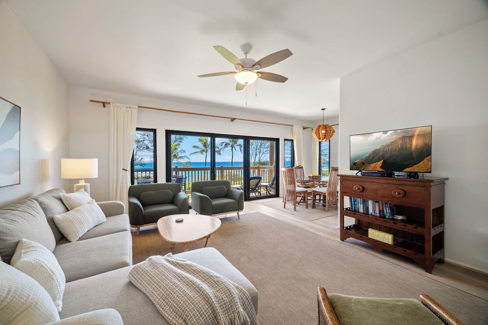 Lihue Condo | Kaha Lani Resort #224, Oceanfront, Sunrise Views, Walk to Lydgate Beach