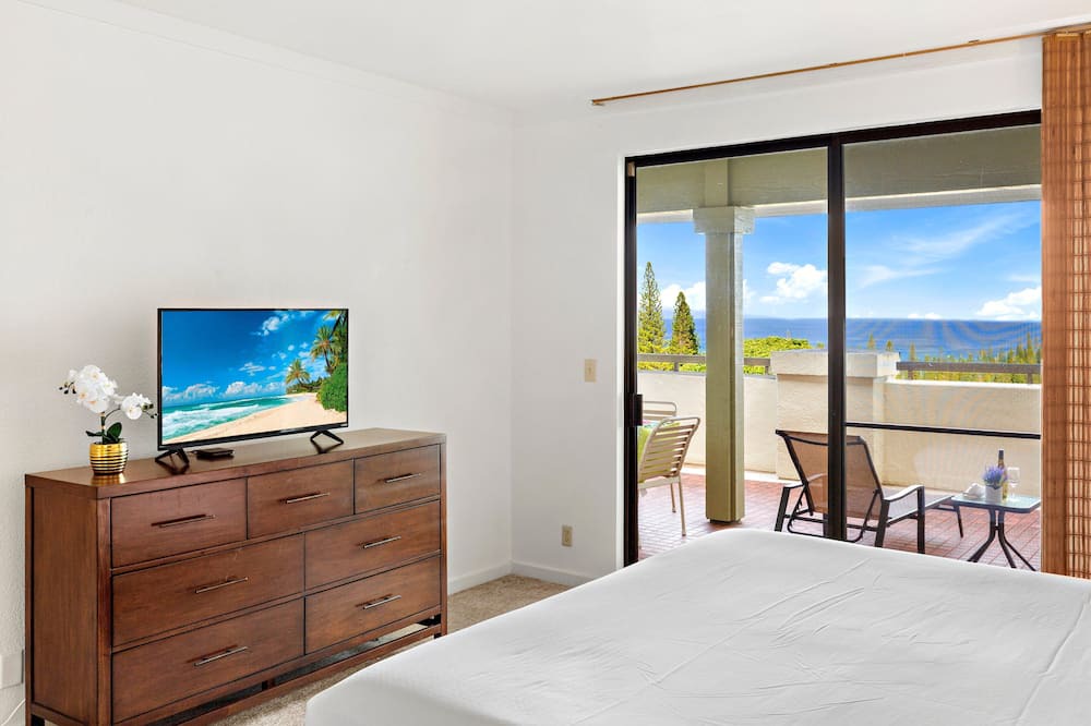Kapalua Condo | Welcome to your golf course blue oasis by the sea