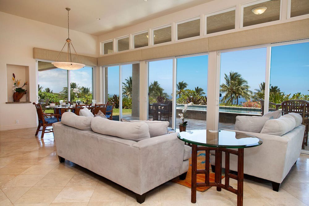 Kamuela House | Mauna Kea Apa Apa a' Home - 180 Degree Ocean Views - Large Pool - Club Member