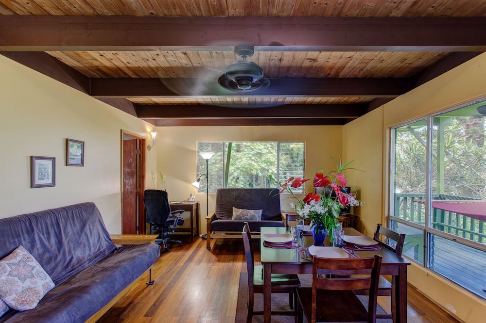 Kehena Beach Estates House | Kehena Treetop Bungalow-Near Black Sand Beach