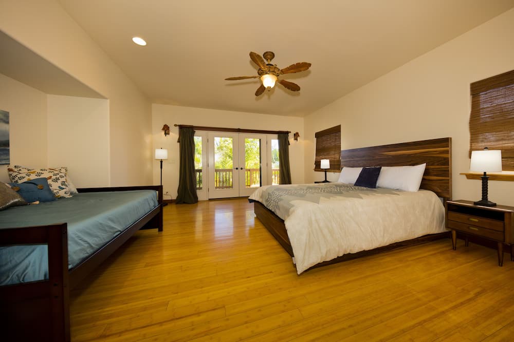 Keaau Villa | Villa Paraiso - Huge Pool with Hot Tub, for up to 12 people