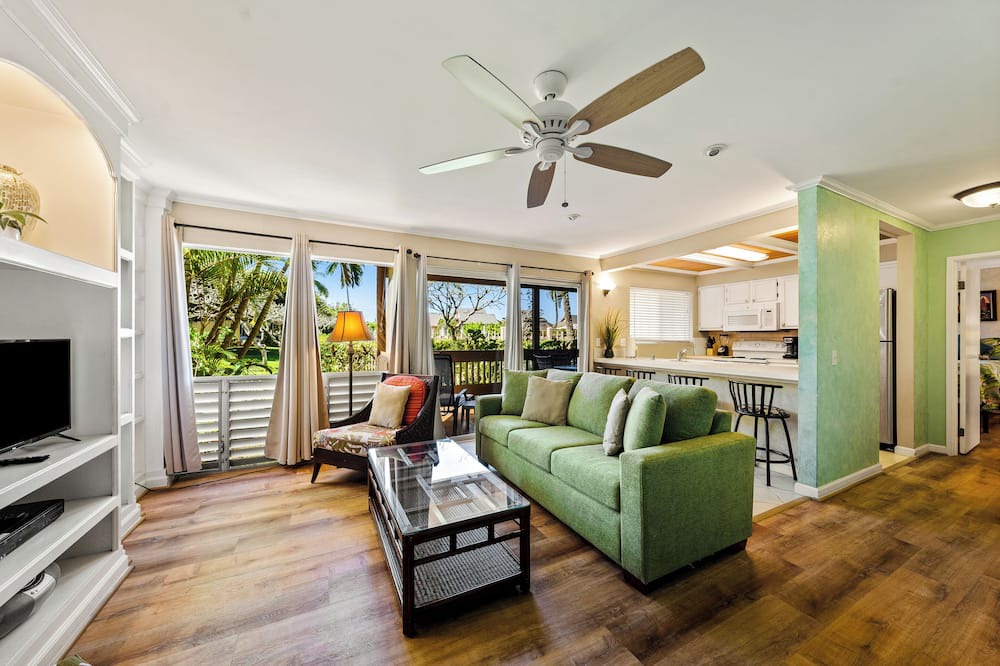 Princeville Condo | Affordable Princeville living with great shared amenities, private lanai!