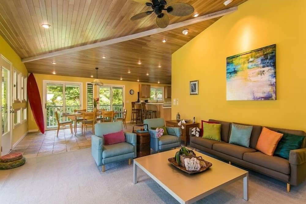 Wainiha House | Spacious, 5 bed/3 bath, mountain view home, across from beach path! TVNC-5137