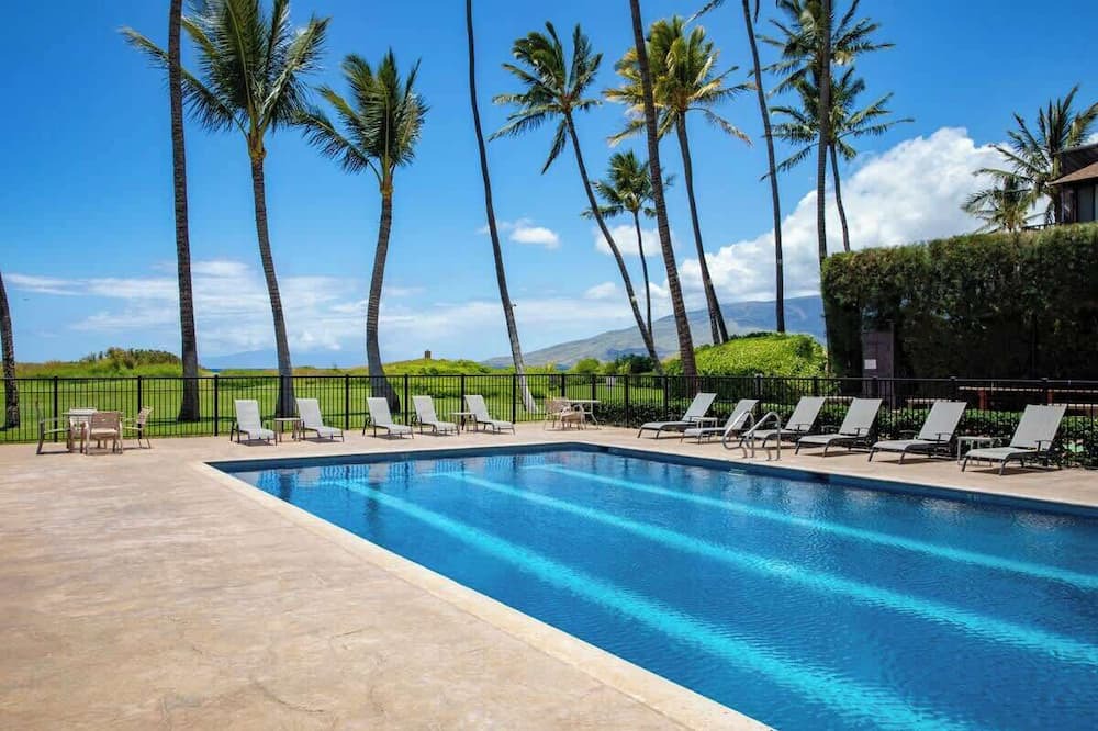 Kihei Condo | Kihei beach condo - lanai, pool & beach access