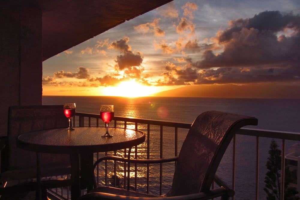 Kahana Condo | The Best Ocean View Studio Condo at the Royal Kahana Oceanfront Resort. With A/C
