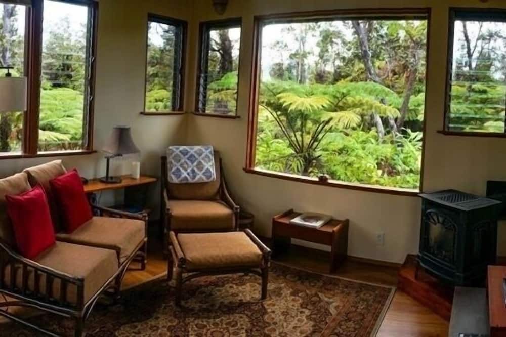Volcano Cottage | Volcano Mountain Haven - Minutes from the Hawaii Volcanoes National Park