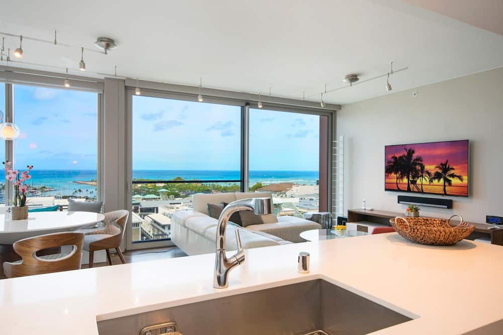 Ala Moana Condo | Luxurious Two bedroom Unit with Panoramic Ocean View in ONE Ala Moana
