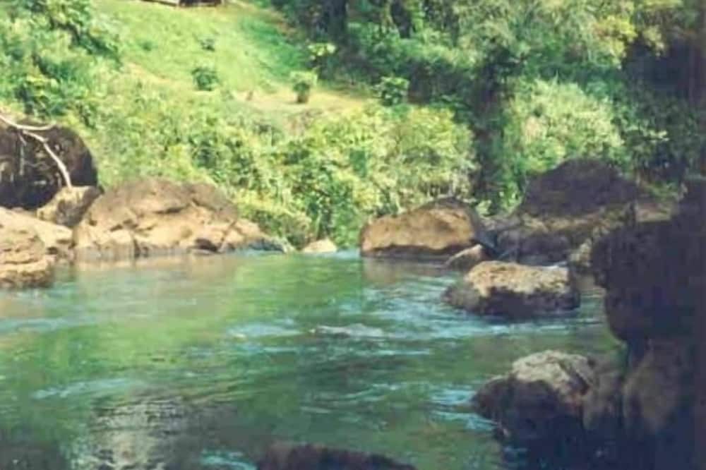 Kilauea House | Kilauea Waterfall Retreat with Kauai B&B/Homestay Permit #Z IV-2015-24