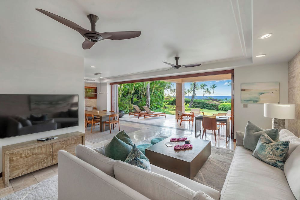 Kaupulehu Villa | Hualalai Resort: Ground Level Villa by the Ocean