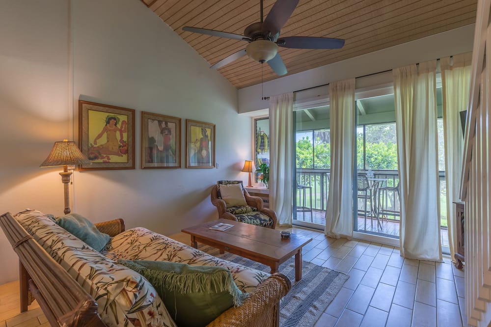 Kahuku Condo | Awesome North Shore Getaway Turtle Bay w/pool, family safe beach, tennis, golf