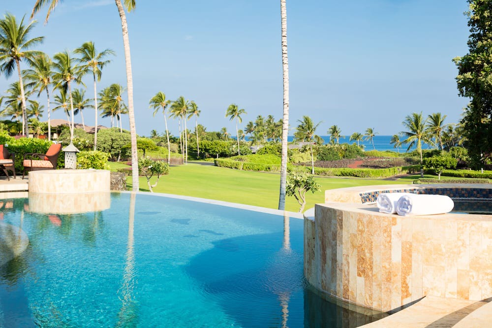 Kamuela House | Spacious Ocean View Home. Steps From White Sand Beach. Private pool & spa.