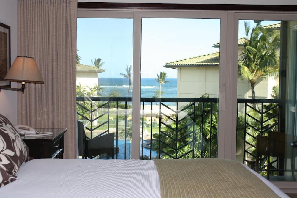 Wailua Condo | Top Floor Penthouse Ocean & Pool View 2 Cal King Beds Best Reviews In Waipouli