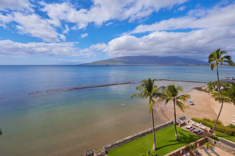 Kihei Condo | Unobstructed View of the Big Blue Pacific and A/C Throughout
