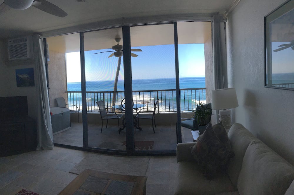 Kailua-Kona Condo | Surfers & Sunsets-Kona Reef Ocean Front Unit