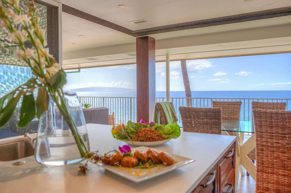 Kihei Condo | Ultimate Oceanfront Luxury-Private penthouse in South Maui-Perfect for families