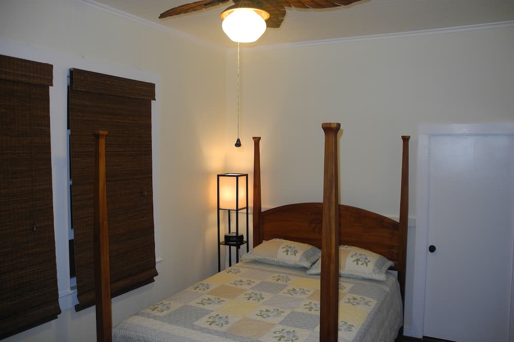 Kapaau House | Newly renovated piece of paradise. Experience Old Hawaii at its best.