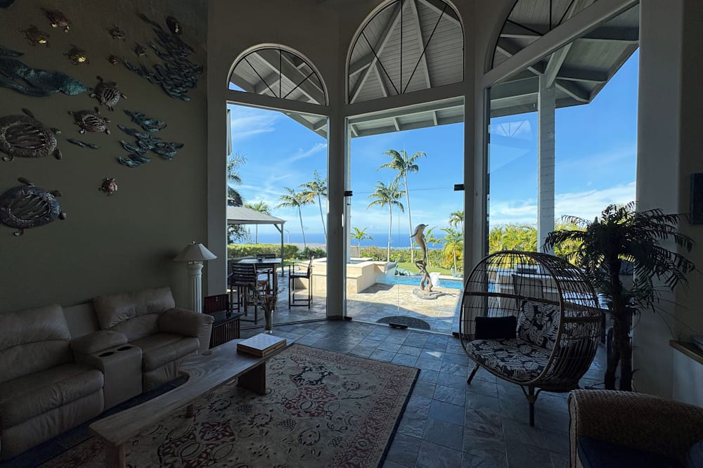 Kalaoa House | Breathtaking Estate, Panoramic Ocean Views, Waterfalls, Pool & Spa, until 8/31