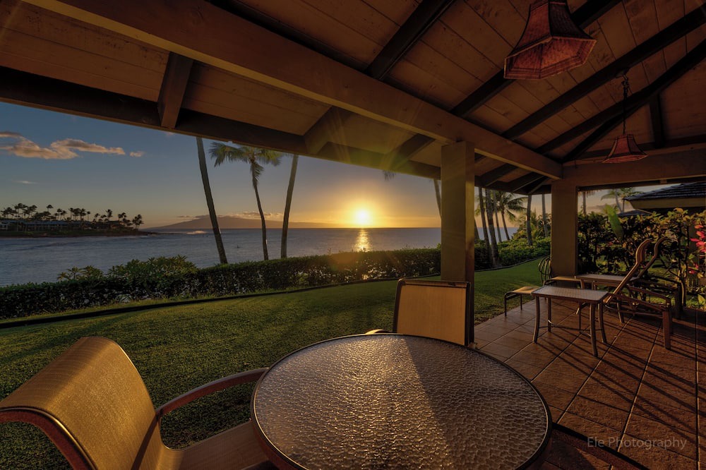 Napili Condo | Napili Lani 320 2BD Luxury with Beach Access