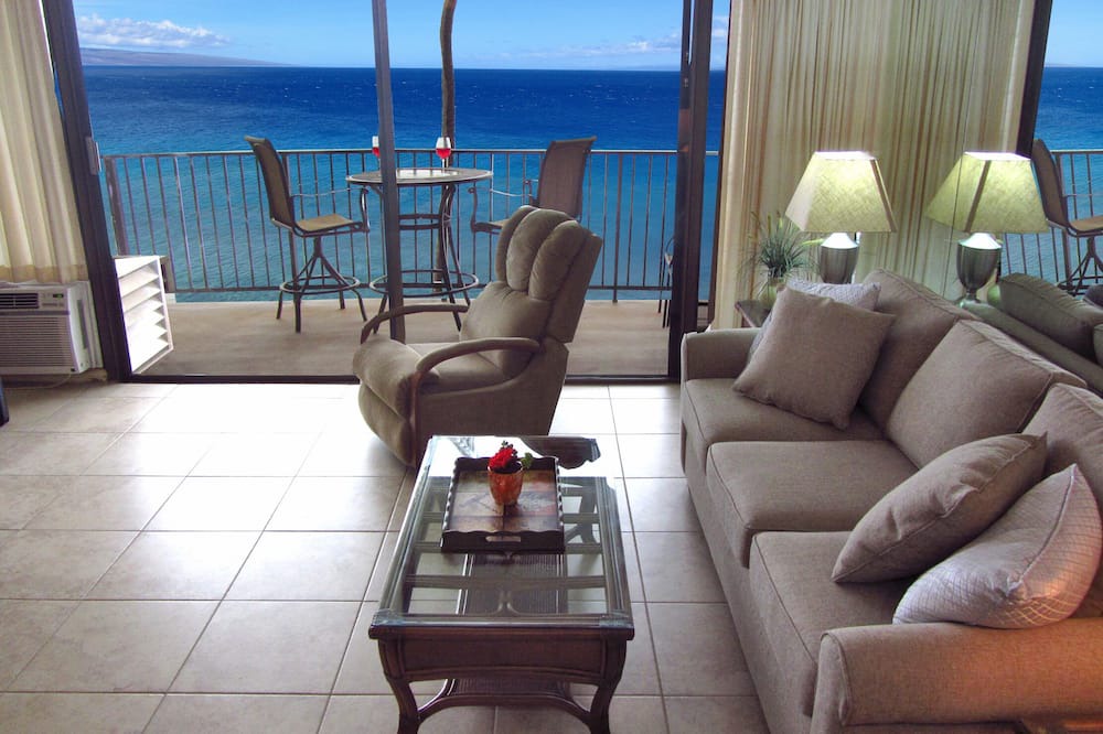 Honokowai Condo | Spectacular Sunset and Whale Watching From Your Private Lanai! No Resort Fees!