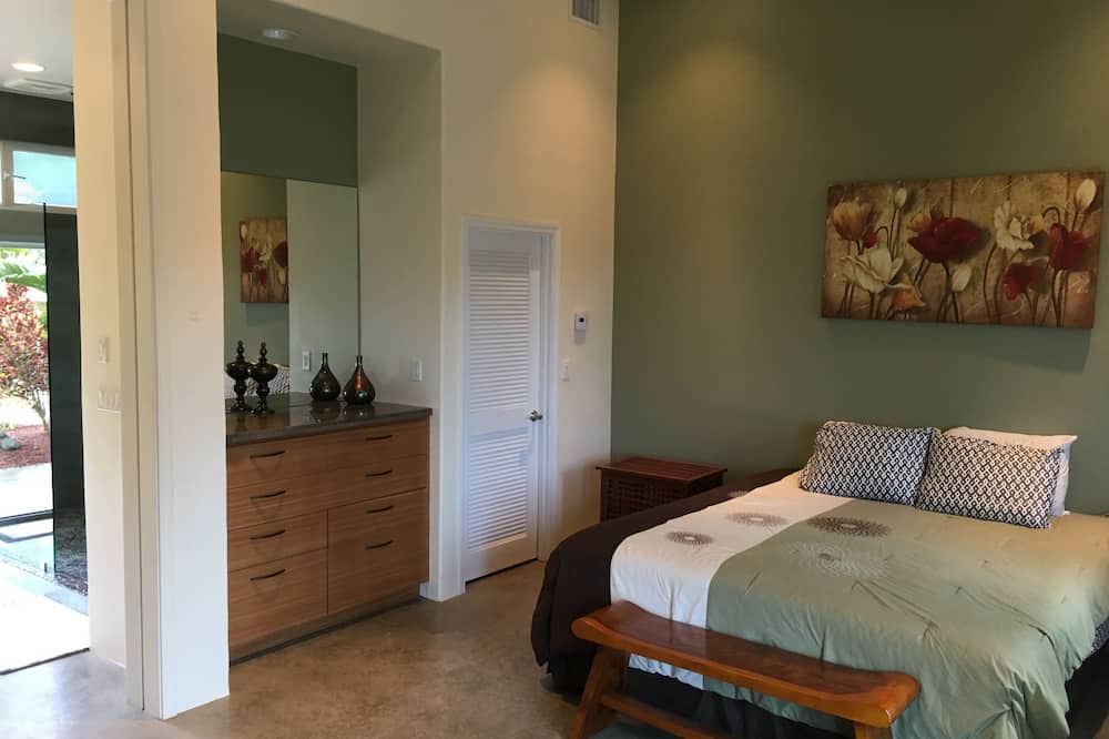 Ninole House | Exclusive, Dream Family Vacation Retreat.